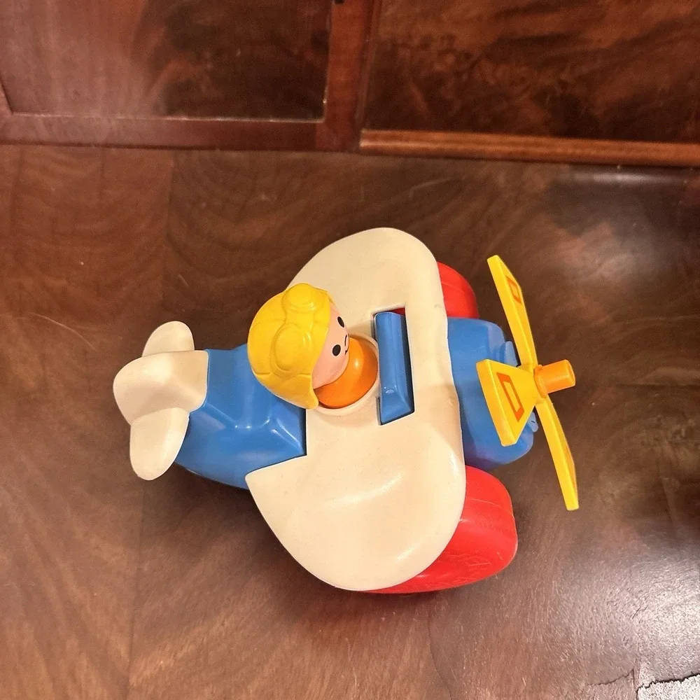 Vintage 1980 Fisher Price Little People Airplane Pull Toy #171 Pilot Propeller